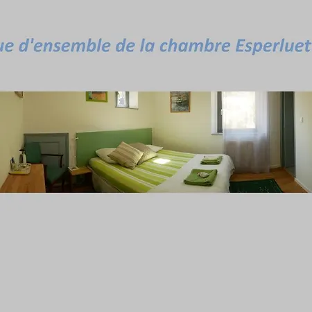 La Parenth\u00e8se Couette-café Banon